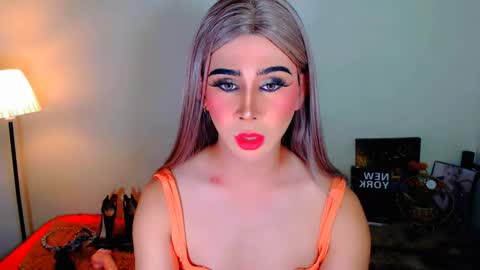 expensive_elise online show from March 2026 12:23:02 PM