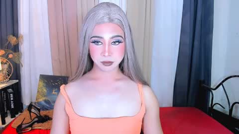 expensive_elise online show from April 2026 03:34:02 PM