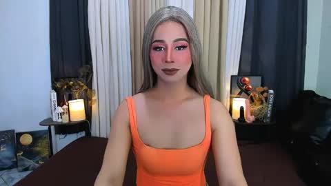 expensive_elise online show from May 2026 03:07:02 PM
