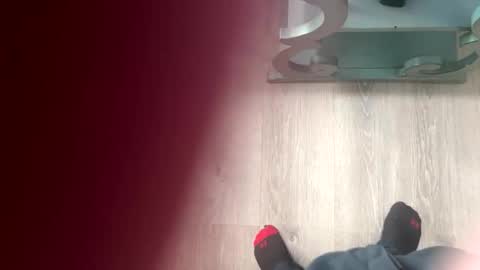 Snapshot of explosive_andyy chatting on October 2025 04:18:01 PM Explosivee andyy online show from October 2025 04:18:01 PM