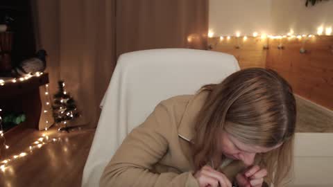 Snapshot of exponentex5 chatting on December 2024 11:42:01 PM Crystal online show from December 2024 11:42:01 PM