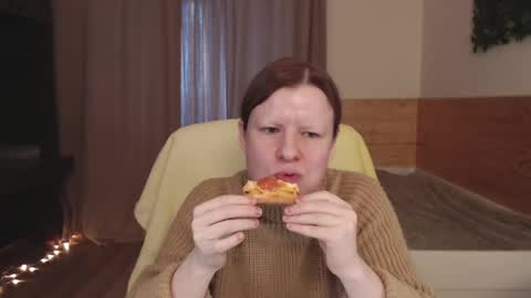 Snapshot of exponentex5 chatting on February 2025 03:05:01 PM Crystal online show from February 2025 03:05:01 PM