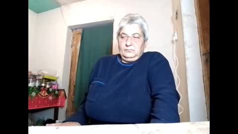 ExquisiteMature online show from October 2025 06:39:01 PM