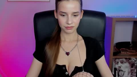 Snapshot of extasy_maya chatting on October 2025 07:32:01 AM Maya online show from October 2025 07:32:01 AM