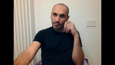 Snapshot of extr0 chatting on November 2025 09:59:01 PM Extro online show from November 2025 09:59:01 PM