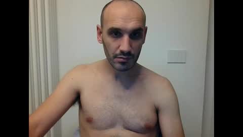 Snapshot of extr0 chatting on November 2025 09:57:01 PM Extro online show from November 2025 09:57:01 PM