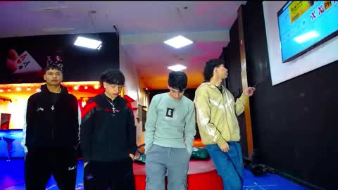 Snapshot of extrangers chatting on October 2025 12:27:02 PM extrangers online show from October 2025 12:27:02 PM