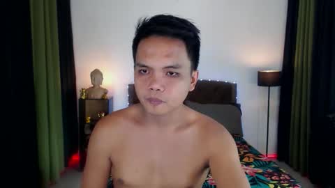 Snapshot of extraservice69menx chatting on October 2025 01:36:02 AM JOHNDAVE online show from October 2025 01:36:02 AM