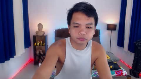 Snapshot of extraservice69menx chatting on November 2025 01:29:02 AM JOHNDAVE online show from November 2025 01:29:02 AM