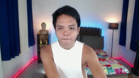 Snapshot of extraservice69menx chatting on November 2025 02:00:01 AM JOHNDAVE online show from November 2025 02:00:01 AM