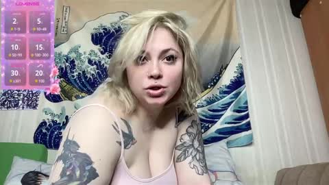 eyes_are_higher16333 online show from May 2026 02:15:02 PM