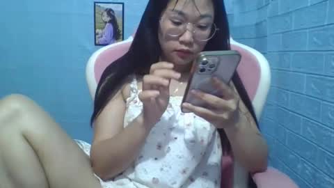 Snapshot of eyewet chatting on May 2026 11:55:01 PM Eye online show from May 2026 11:55:01 PM