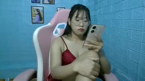 Snapshot of eyewet chatting on May 2026 12:17:02 AM Eye online show from May 2026 12:17:02 AM