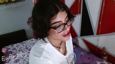 Snapshot of eyfy_bbs chatting on December 2024 09:12:02 PM Nadia online show from December 2024 09:12:02 PM