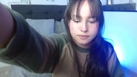eymmy_24 online show from September 2025 02:34:01 AM