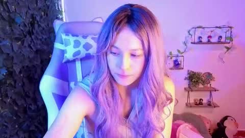 Snapshot of eymmy_24 chatting on March 2026 01:30:01 AM eymmy_24 online show from March 2026 01:30:01 AM