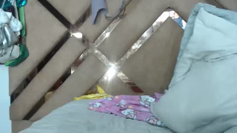 eyshaexotii online show from February 2026 02:06:02 AM