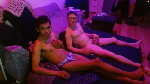 ezdavidluis online show from May 2026 07:25:01 AM