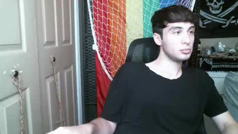 Ezra Naamah online show from March 2026 06:03:01 PM