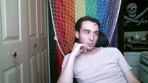 Ezra Naamah online show from April 2026 06:20:01 PM