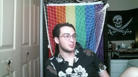 Ezra Naamah online show from May 2026 06:35:01 PM
