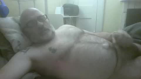 Snapshot of f1zzeek chatting on March 2026 03:47:01 AM f1zzeek online show from March 2026 03:47:01 AM