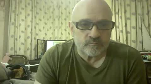 Snapshot of f1zzeek chatting on March 2026 01:11:01 AM f1zzeek online show from March 2026 01:11:01 AM