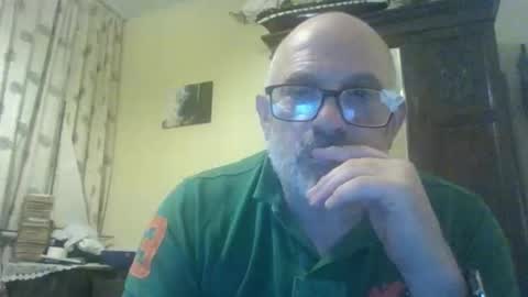 Snapshot of f1zzeek chatting on May 2026 12:27:02 AM f1zzeek online show from May 2026 12:27:02 AM