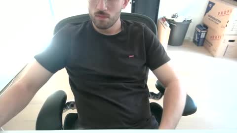 Call me bitch online show from May 2026 04:45:02 PM