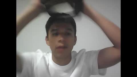 R online show from October 2025 02:20:01 AM