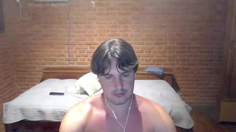 fabio_rodrigues online show from December 2024 12:05:01 AM