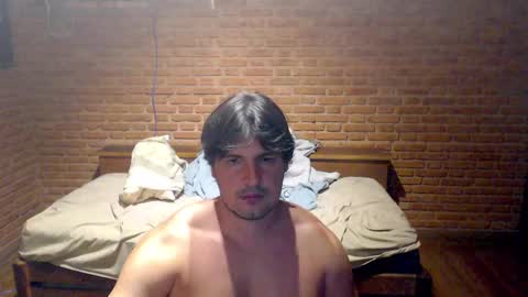 fabio_rodrigues online show from December 2024 08:51:01 PM