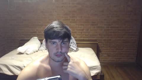 fabio_rodrigues online show from January 2025 12:04:01 AM