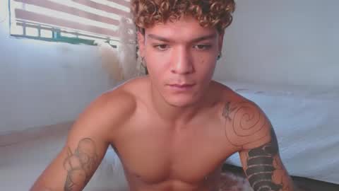 -  A N D E R online show from January 2025 06:38:02 PM