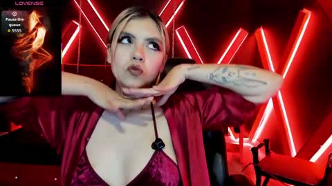 Snapshot of fabzy_fab chatting on April 2026 11:49:01 AM fabzy online show from April 2026 11:49:01 AM