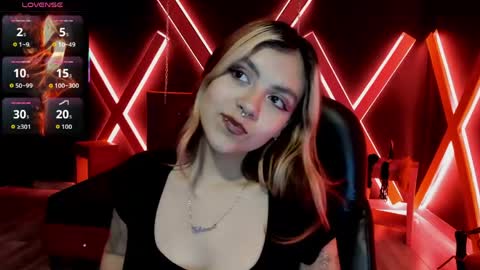 Snapshot of fabzy_fab chatting on April 2026 01:59:01 PM fabzy online show from April 2026 01:59:01 PM