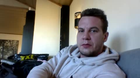 Dennis online show from February 2025 09:04:01 AM