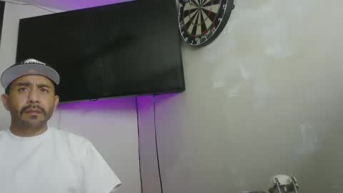 Snapshot of faded805 chatting on November 2025 07:18:02 AM Mark online show from November 2025 07:18:02 AM