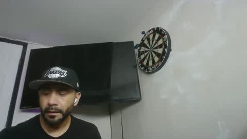 Snapshot of faded805 chatting on November 2025 08:18:01 AM Mark online show from November 2025 08:18:01 AM