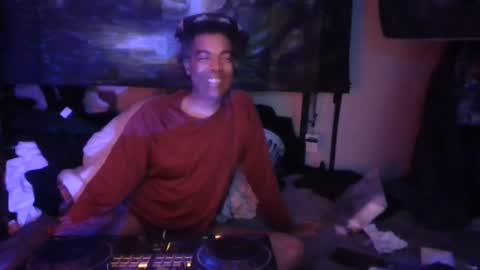 Snapshot of fadeyisteven32 chatting on August 2026 02:32:02 AM fadeyisteven32 online show from August 2026 02:32:02 AM