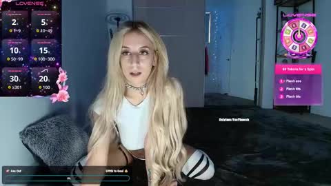 Fae Phoenix online show from November 2025 10:37:02 PM