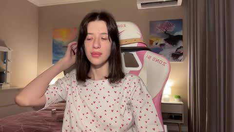 Bloom  online show from October 2025 03:24:02 PM