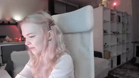 fairy_casey online show from March 2025 02:26:02 AM