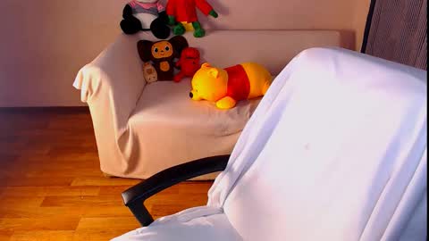 Elli  online show from January 2026 09:50:02 PM