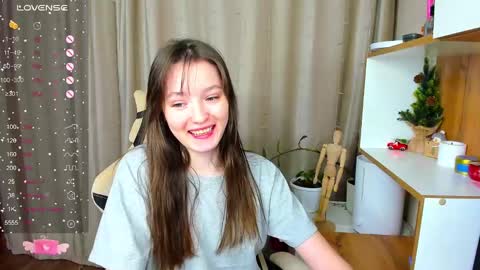 Snapshot of fairy_m00n chatting on January 2025 11:27:02 AM Kate online show from January 2025 11:27:02 AM