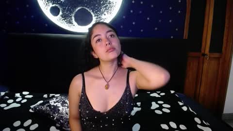 Marie online show from November 2025 11:37:02 PM