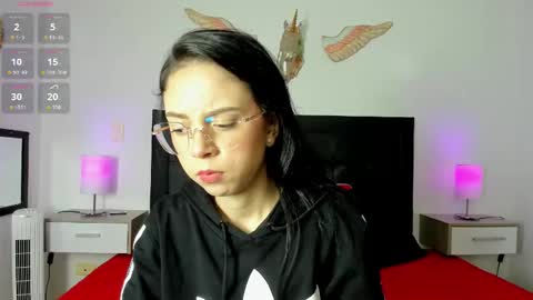 Snapshot of fairy_natalye chatting on March 2026 11:52:02 PM Natalye online show from March 2026 11:52:02 PM