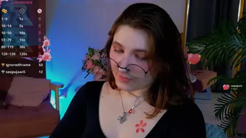 Tara online show from May 2026 11:23:04 PM