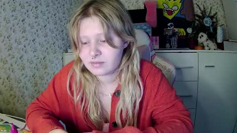 Snapshot of fairydreams_ chatting on December 2024 10:55:02 AM Arisha online show from December 2024 10:55:02 AM