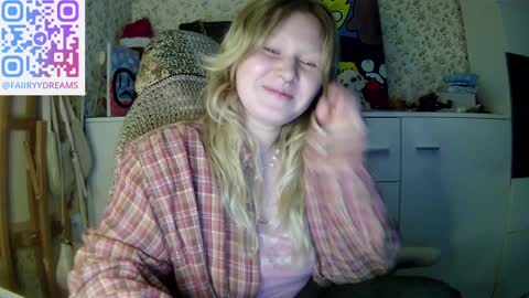 Snapshot of fairydreams_ chatting on January 2025 01:30:02 PM Arisha online show from January 2025 01:30:02 PM